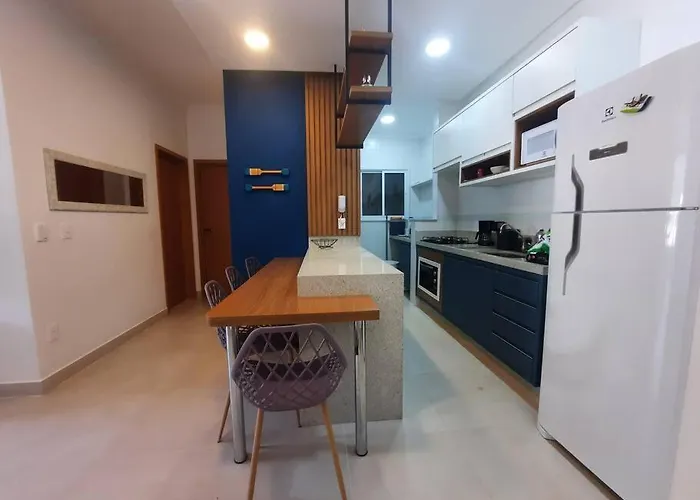 Apto Ubatuba, alto padrão a 100 mt do mar